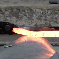 Les savoir-faire de la maréchalerie, pratiques d'atelier de la Garde républicaine