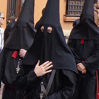 La Sanch, processions des pénitents du Vendredi Saint en Roussillon