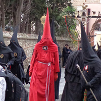 La Sanch, processions des pénitents du Vendredi Saint en Roussillon