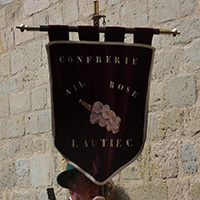 Les pratiques sociales et culturelles des Confréries oenogastronomiques en France
